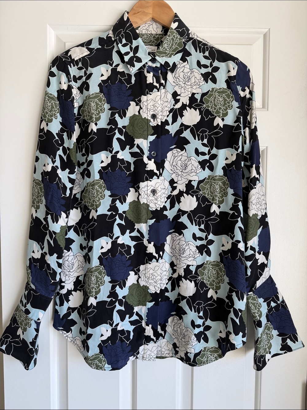 Equipment - Floral Blouse in Black, Cream & Olive. Size X-Small.